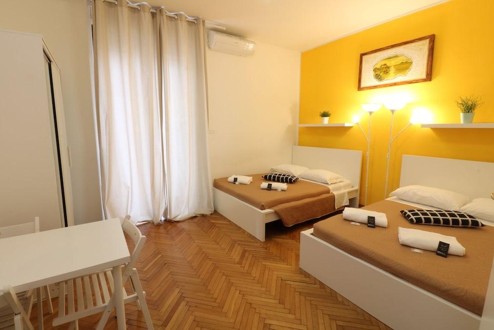 Guest House Pirelli Milano Экстерьер фото